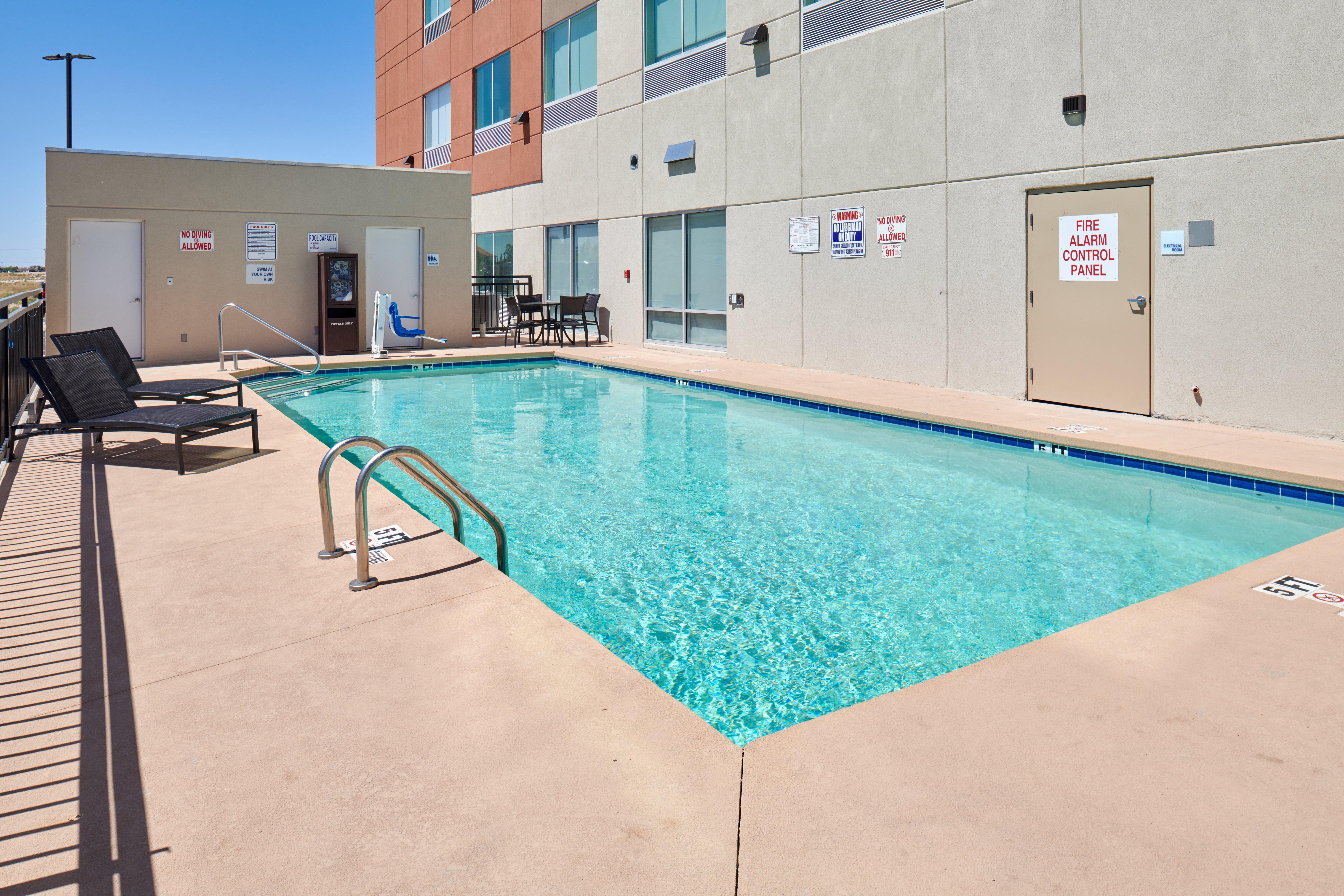 Holiday Inn Express & Suites El Paso East-Loop 375 By Ihg Екстериор снимка