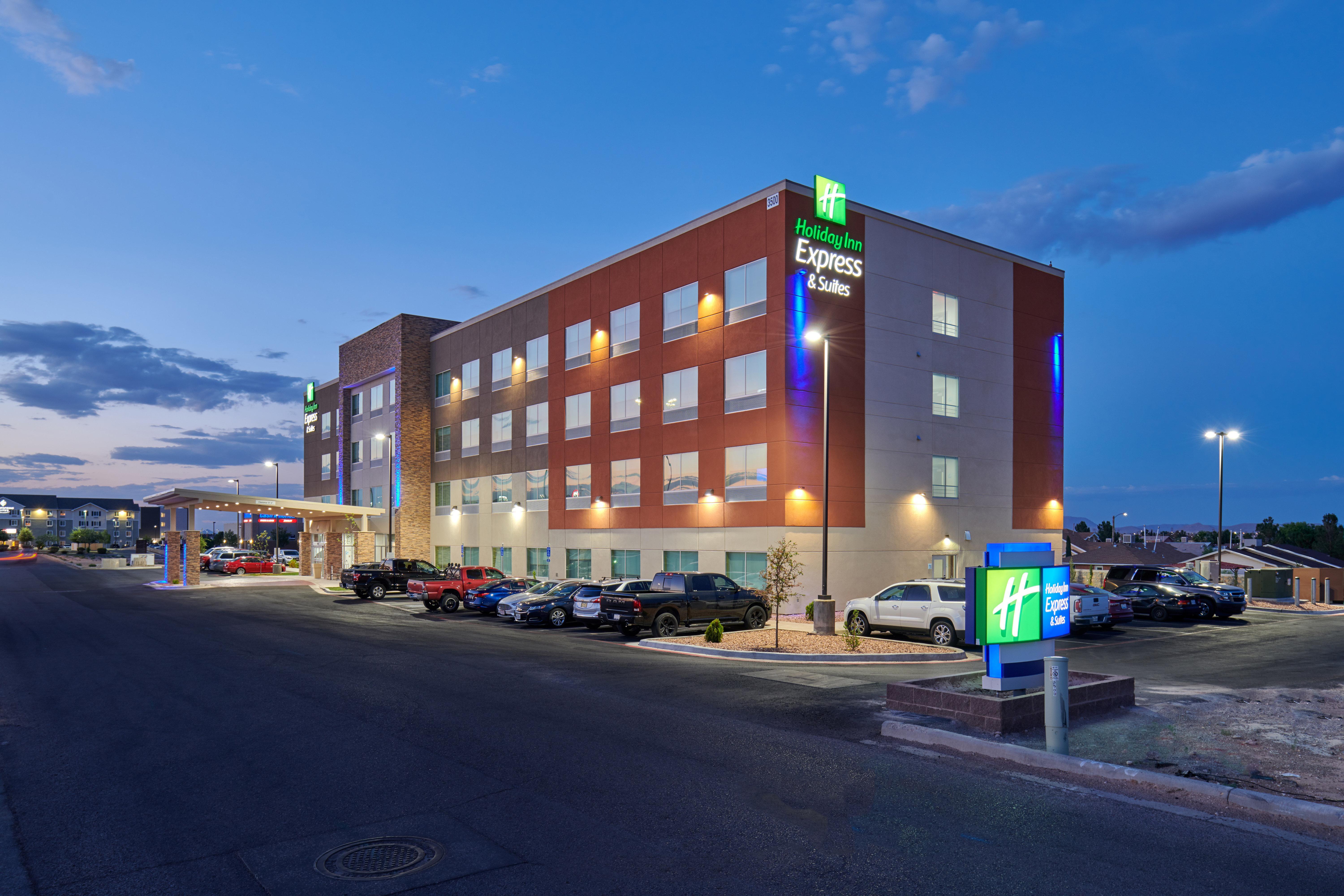 Holiday Inn Express & Suites El Paso East-Loop 375 By Ihg Екстериор снимка