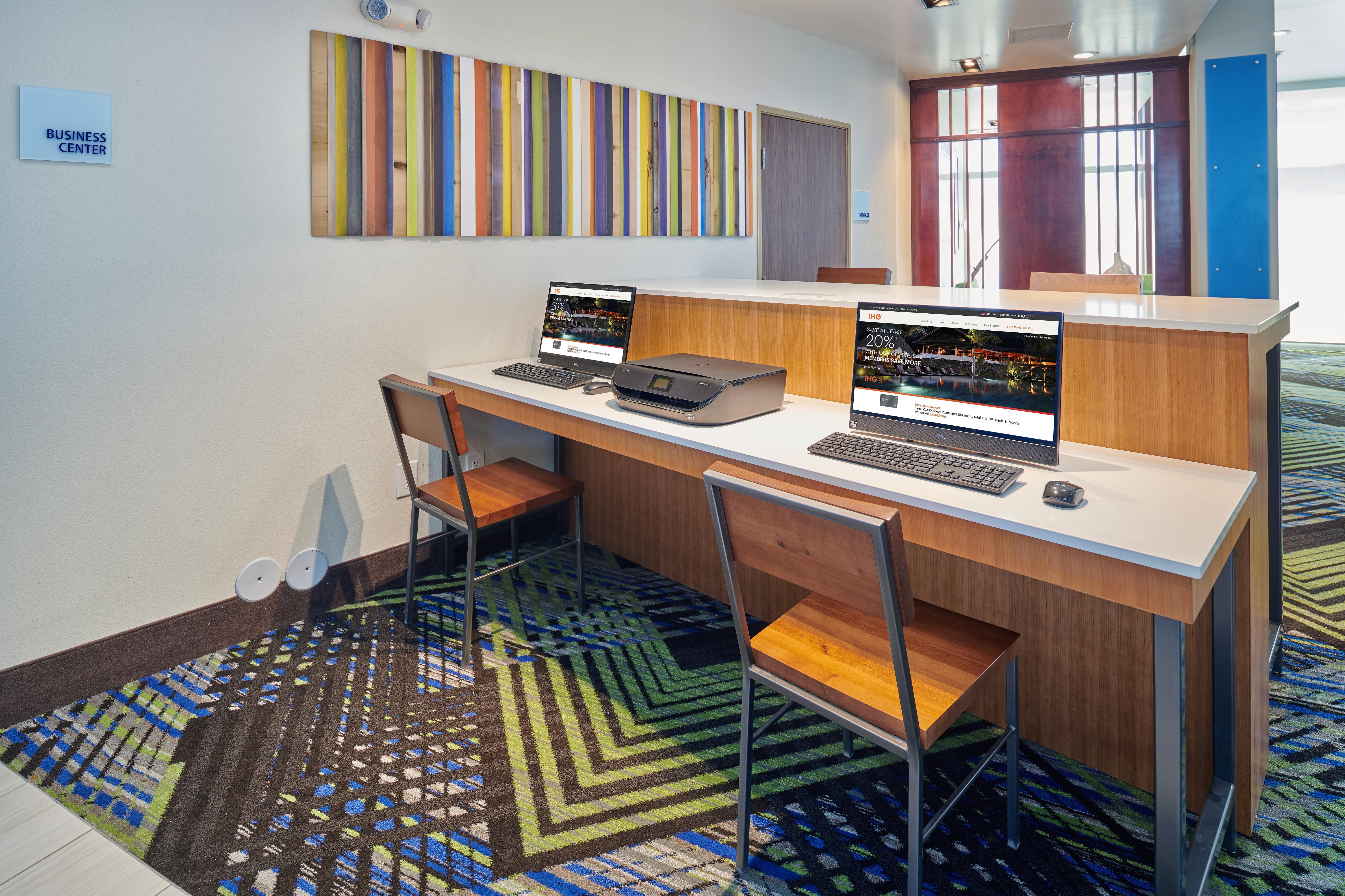 Holiday Inn Express & Suites El Paso East-Loop 375 By Ihg Екстериор снимка